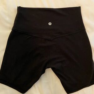 Lululemon align 6” shorts